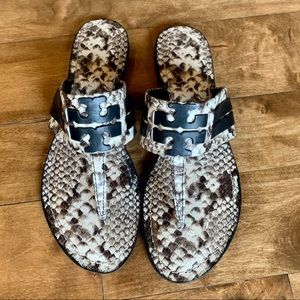 TORY BURCH Leigh Flat Snakeskin Sandals Sz 10 NWT